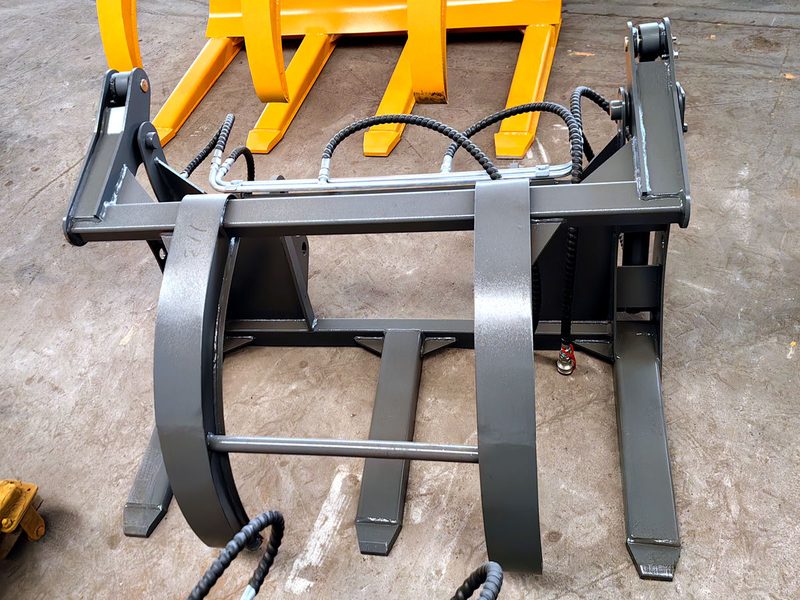 Wood Grabber attachment for backhoe loader