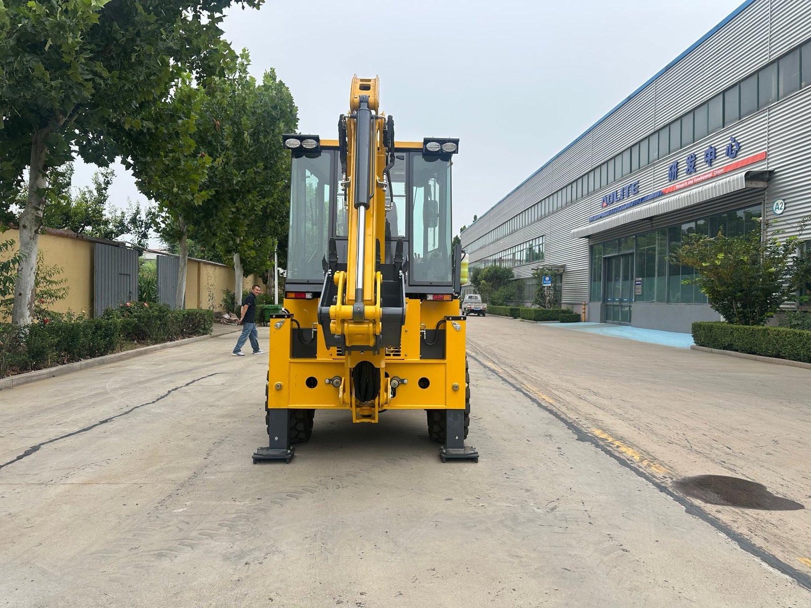 BL 45-18 - Back view with backhoe arm